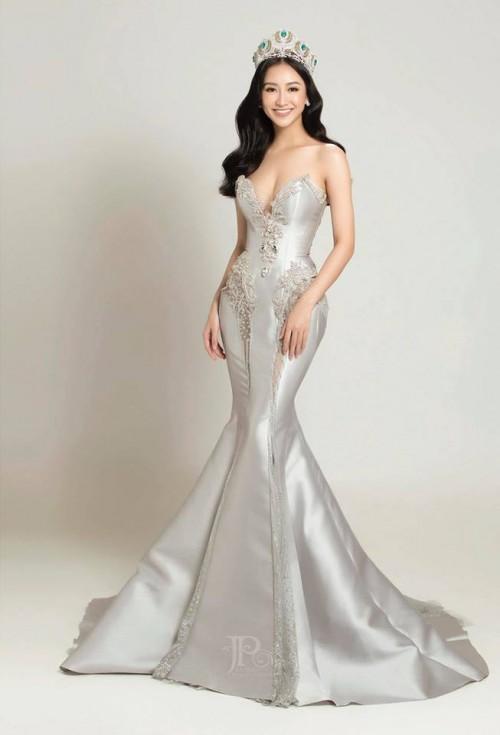 Tường Linh khiến fan lo lắng khi liên tục chọn váy cũ của Hà Hồ để lên đường thi thố nhan sắc-6