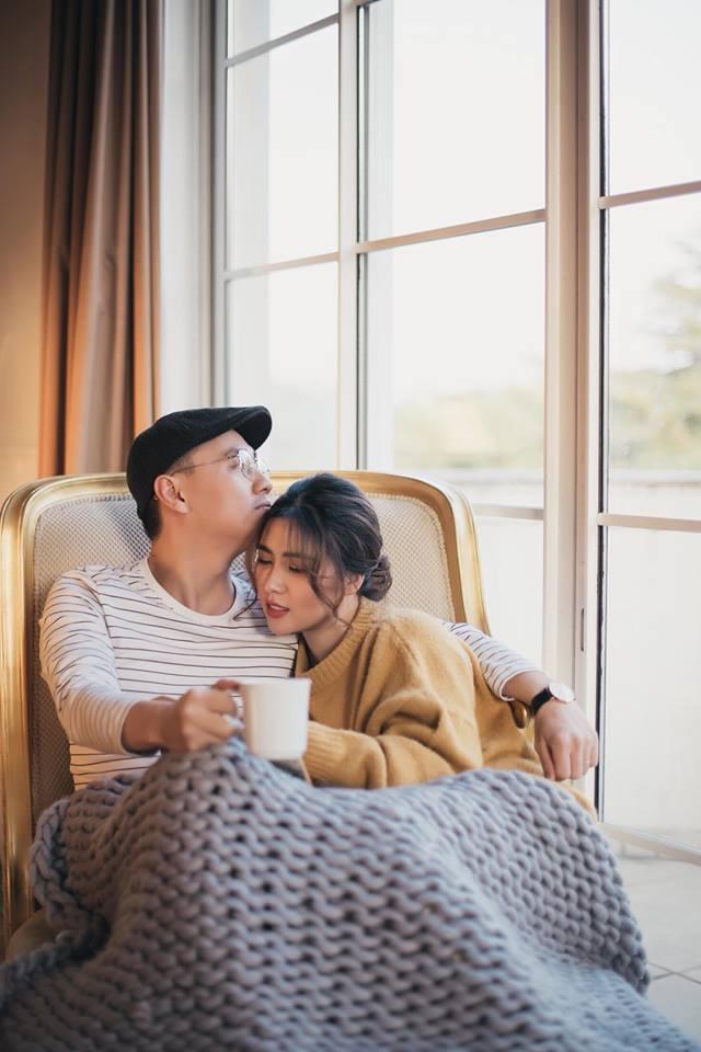 Hot girl - hot boy Việt: Trà Ngọc của Vì yêu mà đến mượn trai đẹp hát nhép Người lạ ơi-7