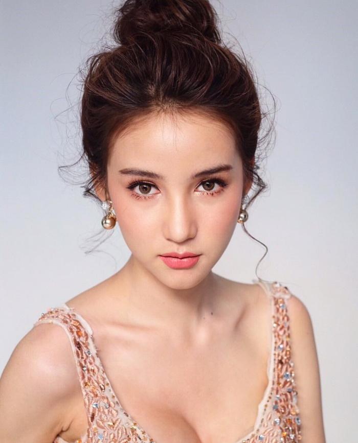 Nhan sắc yêu kiều của mỹ nhân chuyến giới khiến Hương Giang Idol phải lo sợ khi chinh phục ngôi hoa hậu-5