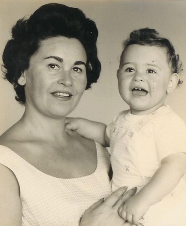 Mối duyên định mệnh ở địa ngục trần gian khiến bạn tin rằng khi tình yêu đến, muốn trốn cũng không được-5