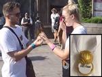 'Lịm tim' với màn cầu hôn bằng quả bóng snitch của fan cuồng Harry Potter