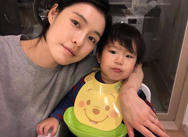 Sao Hàn 11/1: Dàn mỹ nhân Hàn quy tụ tại tiệc sinh nhật người đẹp Hương mùa hè Son Ye Jin-5