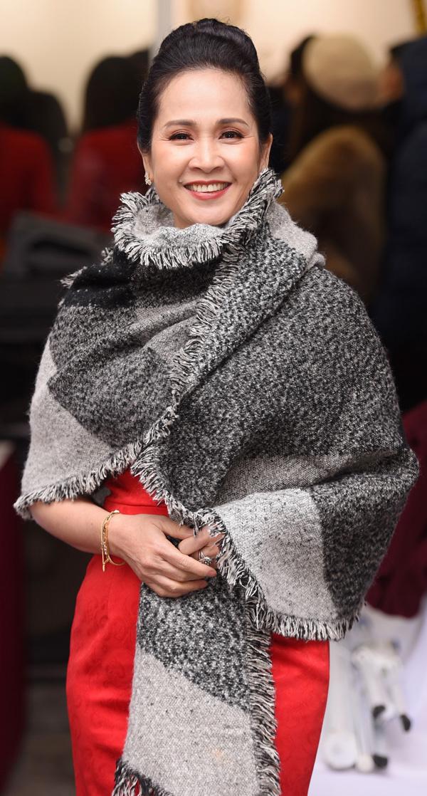 Mẹ chồng Lan Hương chấp nhận sống chung với lũ dù bị lợi dụng hình ảnh quảng cáo-2