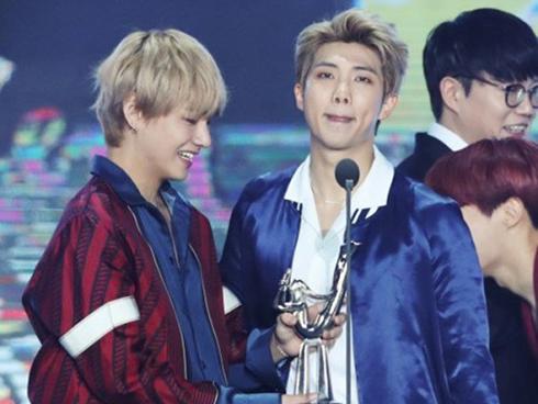 Suốt 9 năm qua, Daesang của Grammy xứ Hàn không rời SM và BTS vừa phá bỏ nó!