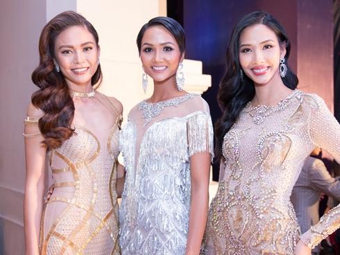 HHen Niê trao giải Nam diễn viên xuất sắc cho NSƯT Hữu Châu-12