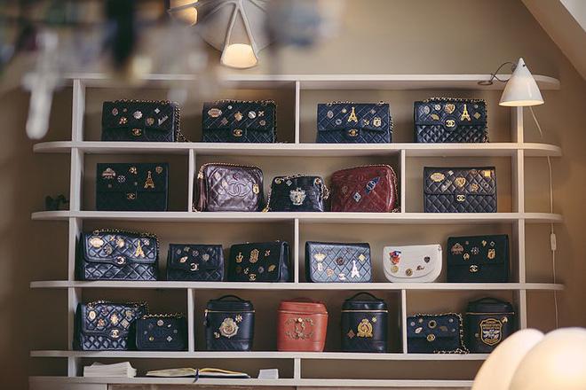 Chọn túi hiệu có gắn tên mình, Song Hye Kyo chẳng sợ đụng hàng ai-6