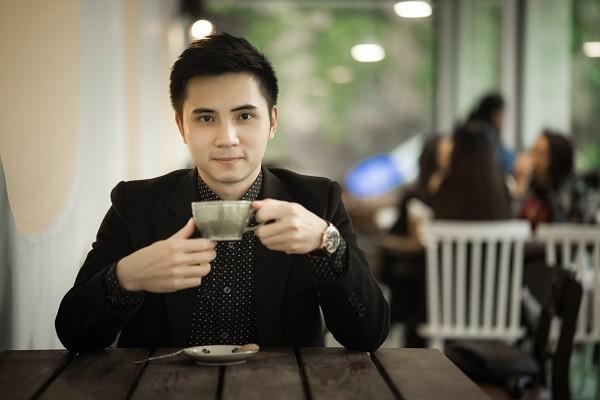 Thầy giáo ‘hot boy’ của ĐH Ngoại thương: Nhiều học trò ‘say nắng’, nhưng mãi chưa chịu kết hôn-1