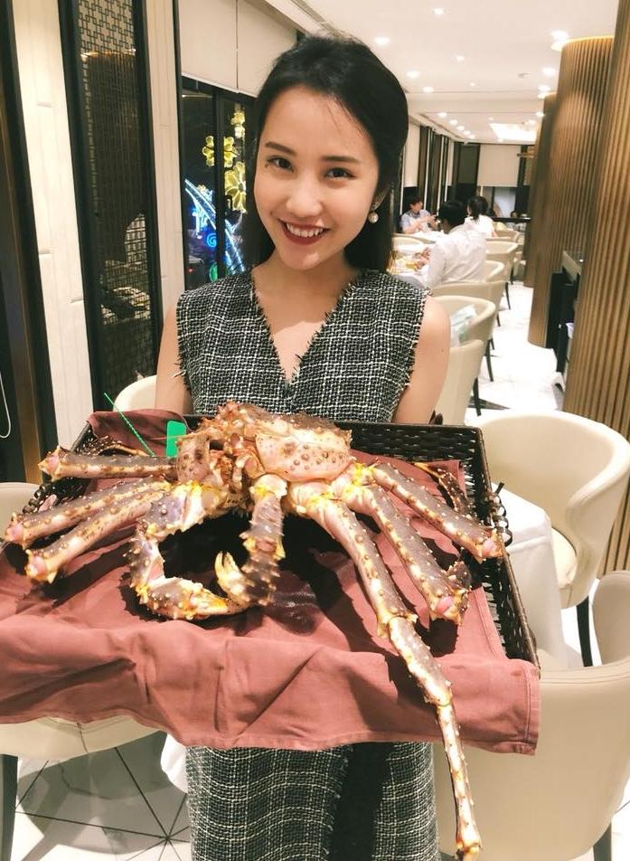 Hot girl - hot boy Việt: Không chỉ ngôn tình sến súa, Phan Thành còn cực chiều bạn gái-1