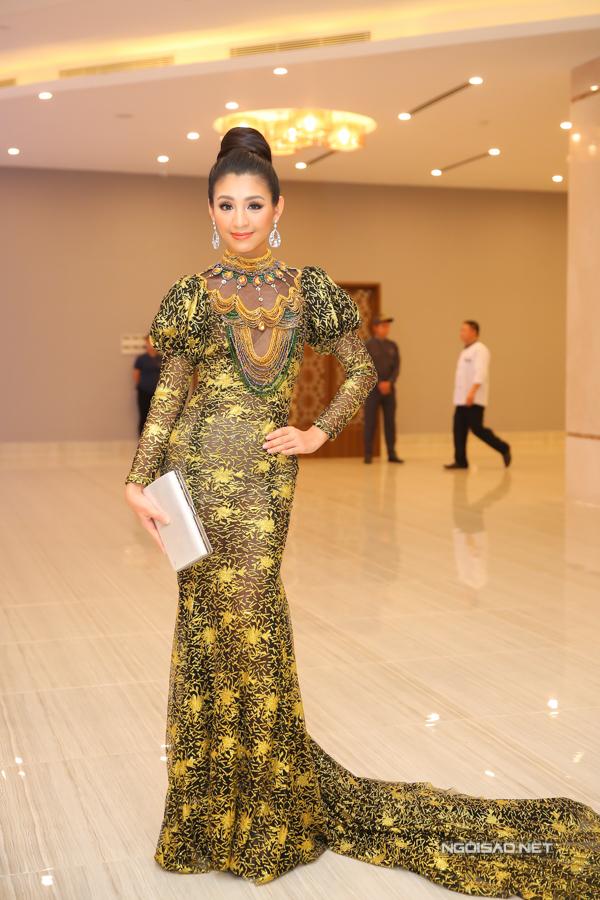 Tiêu Châu Như Quỳnh già chát - Lan Phương rườm rà khó hiểu cùng lọt top sao xấu tuần này-7