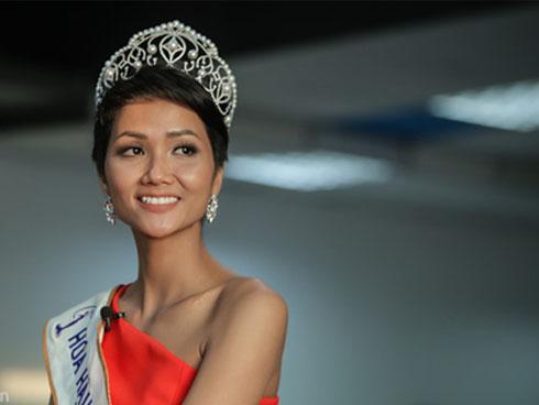 Bạn thi tiết lộ: Nếu không đoạt giải, HHen Niê không có tiền lì xì cho các em nhỏ Tết này-5