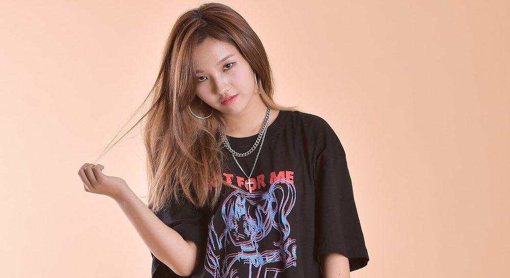 Sao Hàn 12/1: Cặp ngôi sao Hậu duệ mặt trời bất ngờ tái hợp-6