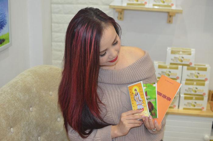 Diễn viên 4 đời chồng Hoàng Yến chia sẻ bí quyết trẻ như yêu tinh-2