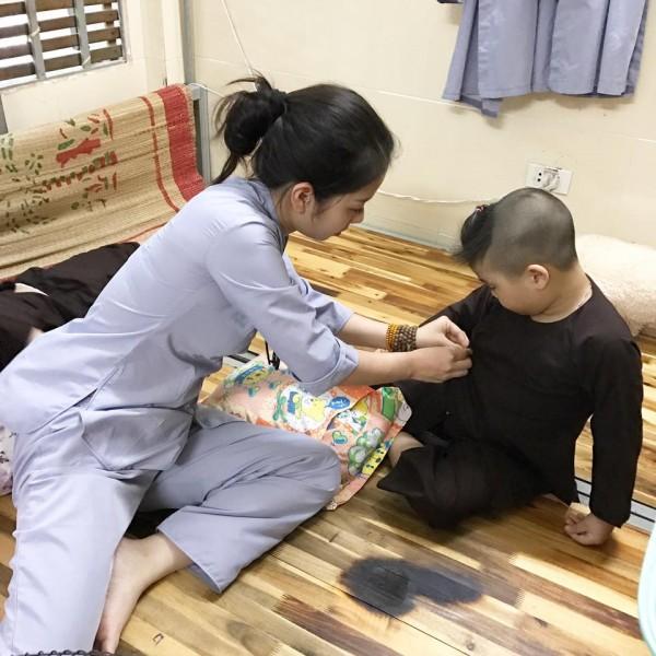 Cô bạn gái xinh đẹp khiến Yanbi tự nguyện unfriend hết gái xinh trên Facebook-6