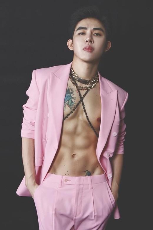 Rụng tim trước vẻ đẹp không góc chết của hoàng tử lai Việt - Thái-1