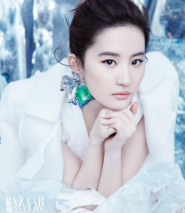 Danh tính mỹ nhân 9x ra sức chèn ép khiến Lưu Diệc Phi tức tưởi vì mất vai-2