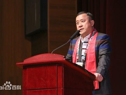 Tăng Chí Vỹ họp báo chớp nhoáng sau cáo buộc hiếp dâm hàng loạt-5