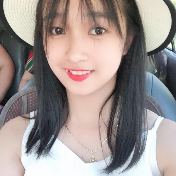 Nữ công an viên phút chốc nổi tiếng bởi nụ cười tỏa nắng-3