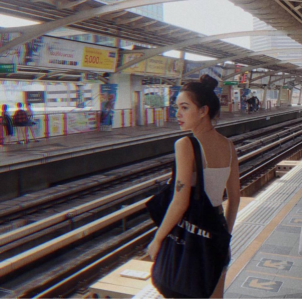 Gia đình hoa dâm bụt ấn tượng nhất tuần qua khi diện street style đẹp đều-9