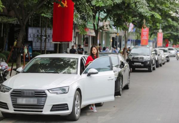 Đây chính là những hot girl ‘âm thầm’ sở hữu tài sản bạc tỷ đáng ngưỡng mộ-2