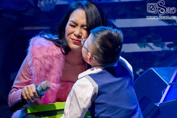 Thông báo khỏi bệnh, Mỹ Tâm quẩy hết mình cùng fan nhí trong vũ điệu say rượu-5