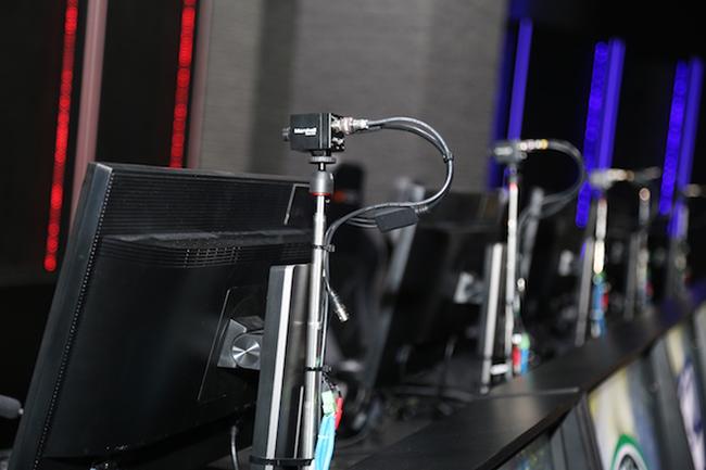 Cận cảnh phòng game siêu hoành tráng cho giải Liên Minh Huyền Thoại 2018-3