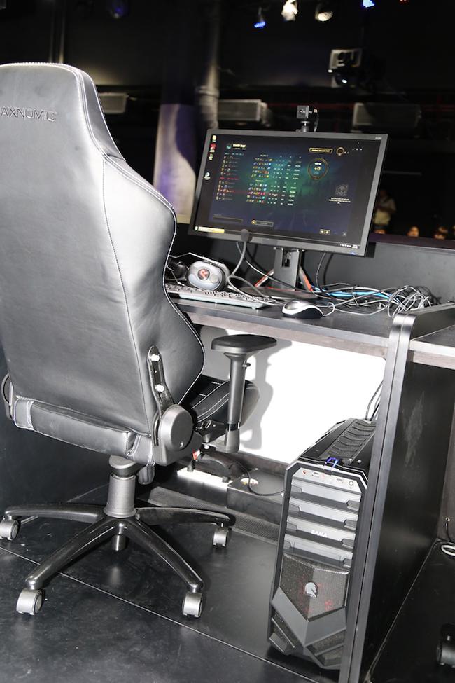 Cận cảnh phòng game siêu hoành tráng cho giải Liên Minh Huyền Thoại 2018-8