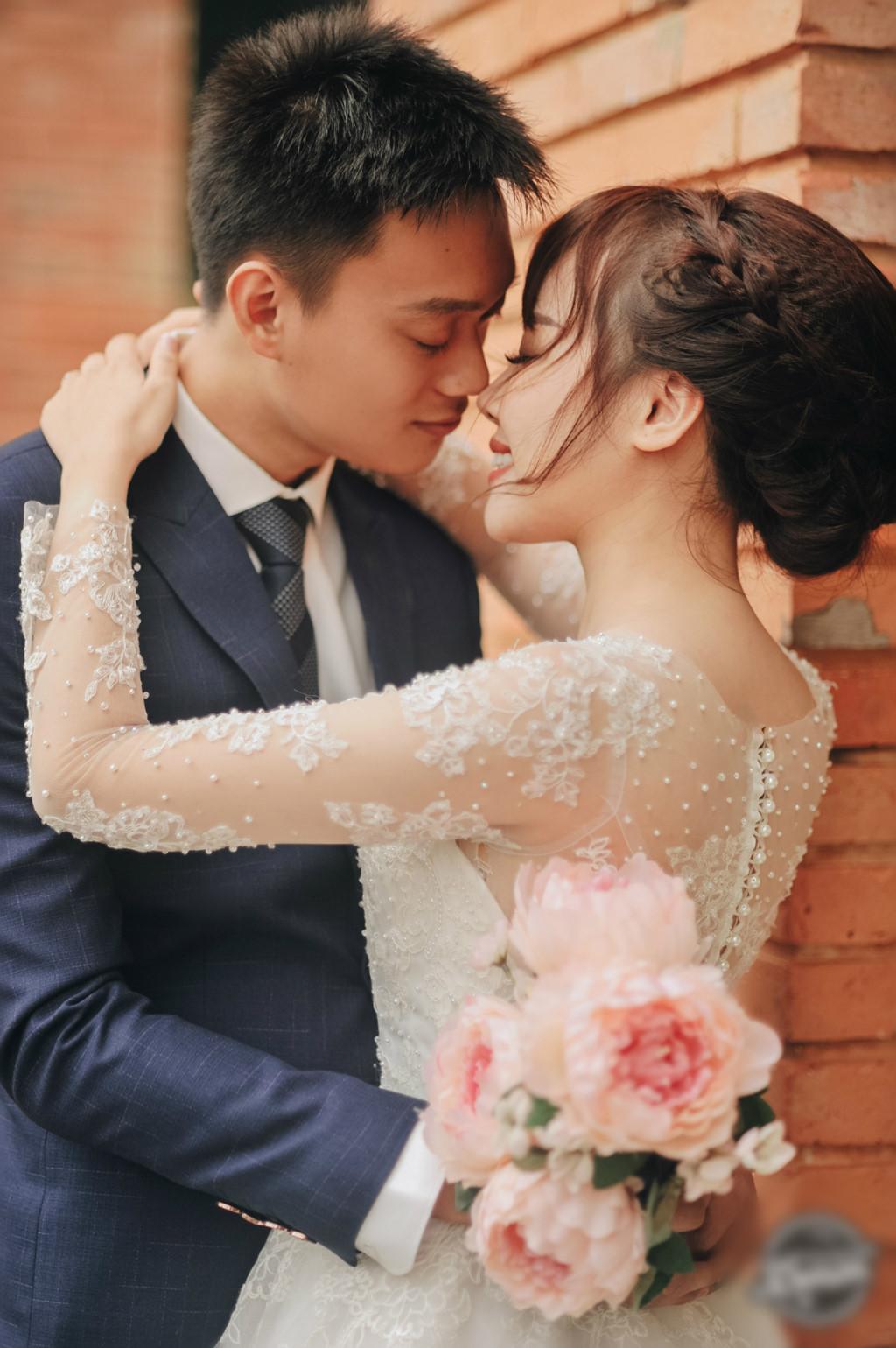 Ảnh cưới không lầy lội như ngày thường của Nhật Anh Trắng và vợ-3