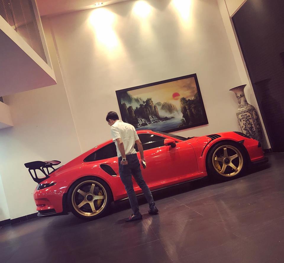 Tin sao Việt: Tiệc kỷ niệm 2 năm yêu nhau của vợ chồng Trấn Thành giản dị không ngờ-4