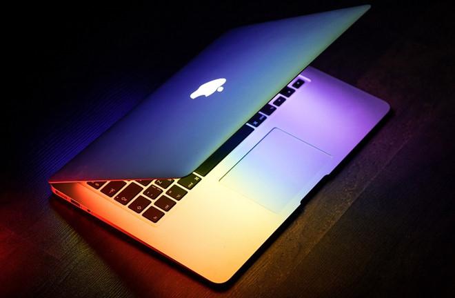Apple bị nghi ngờ gian lận thời lượng pin chờ trên Macbook-1