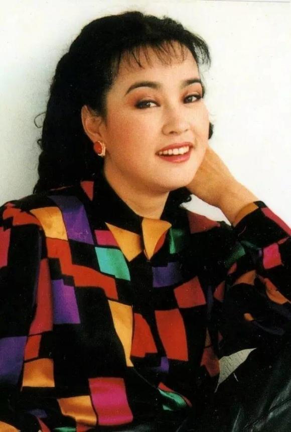 Võ Tắc Thiên nổi nhất xứ Trung: Diễn viên tỷ phú vướng tù tội, bị miệt thị vì ham cưa sừng làm nghé-1