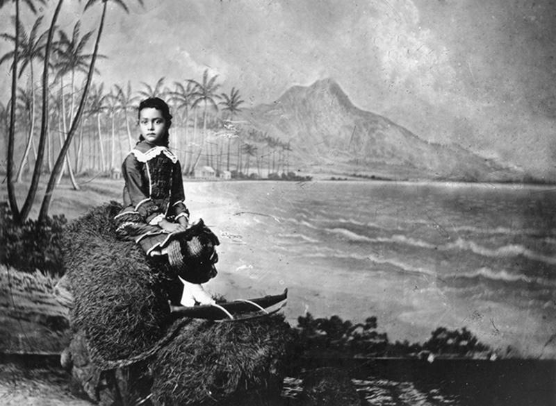 Tấn bi kịch Bông hồng Hawaii: Người thừa kế cô đơn, bị tước ngai vàng và yểu mệnh ở tuổi đôi mươi-2
