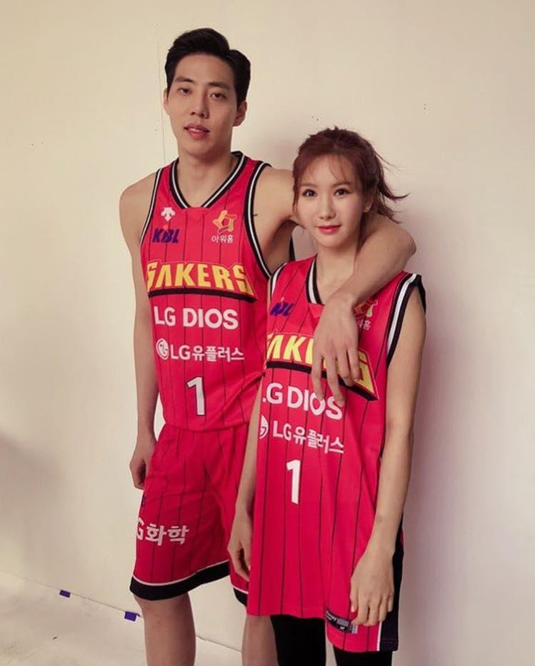 Sao Hàn 15/1: Ghen tị khi Goo Hye Sun được chồng Ahn Jae Hyun chiều hết mực-7