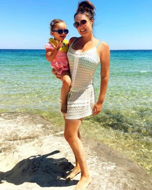 Những chuyến đi như hình với bóng của ái nữ nhà tỷ phú F1 và con gái-9