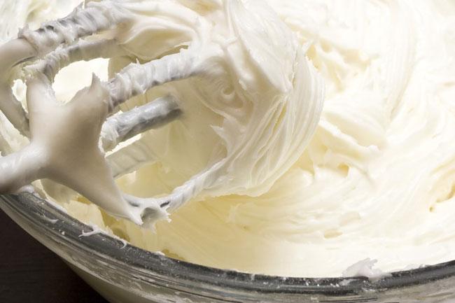 Cách làm kem phủ bánh đơn giản không cần kem tươi-1