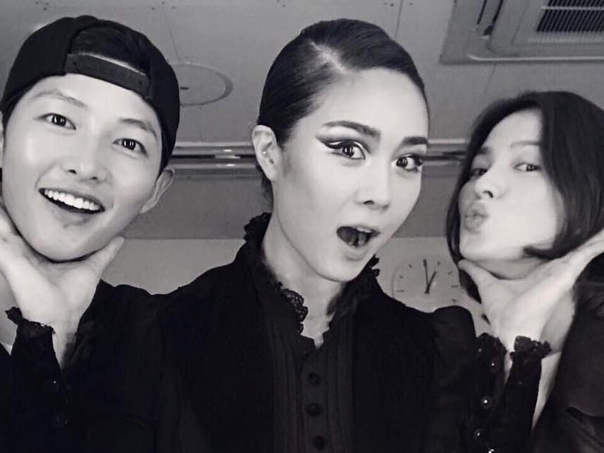 Sao Hàn 17/1: Mỹ nam Cô nàng đẹp trai bị tẩy chay sau scandal được đãi ngộ học tiến sĩ-9