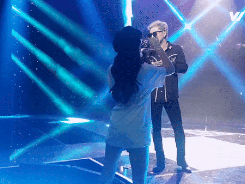 Hòa Minzy phân biệt đối xử ra mặt khi để lộ tính cách 'trọng sắc bỏ bạn'