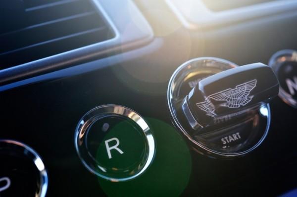 10 chiếc chìa khóa có thiết kế độc đáo nhất của làng xe hơi thế giới-10