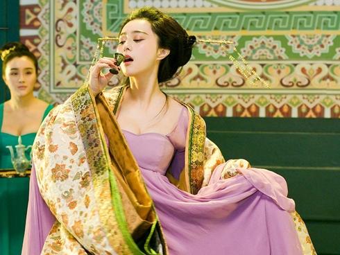 Phạm Băng Băng: 'Nữ hoàng màn ảnh' dính vận đen vì cảnh nóng