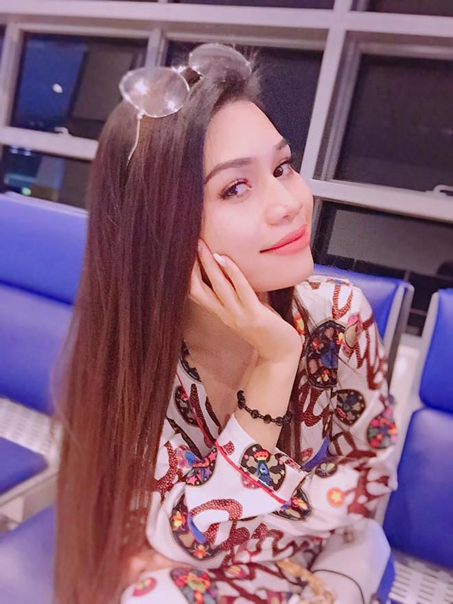 Nhan sắc ngoài đời xinh như mộng của dàn thiếu nữ Ê Đê gây bão mạng xã hội những ngày qua-10