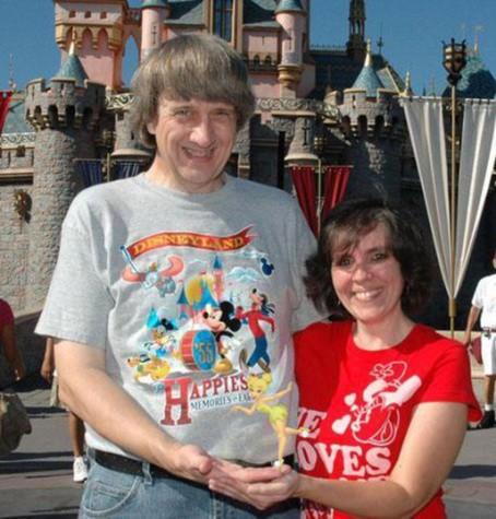 Tội ác của cặp bố mẹ xích giam 13 đứa con trong nhà chỉ thả ra vào ban đêm để cho đi kiếm ăn-8