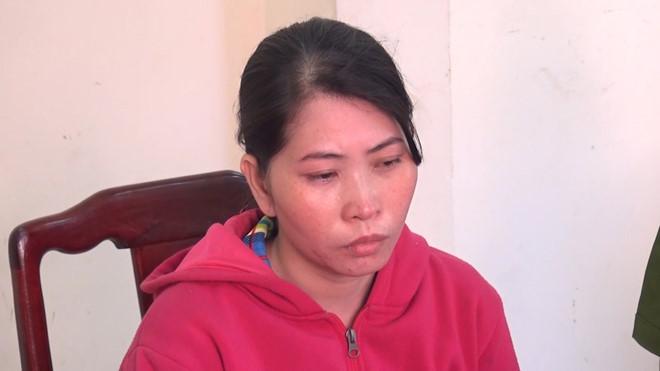 Thực nghiệm hiện trường vụ vợ chém chồng bỏ xác vào ba lô-2