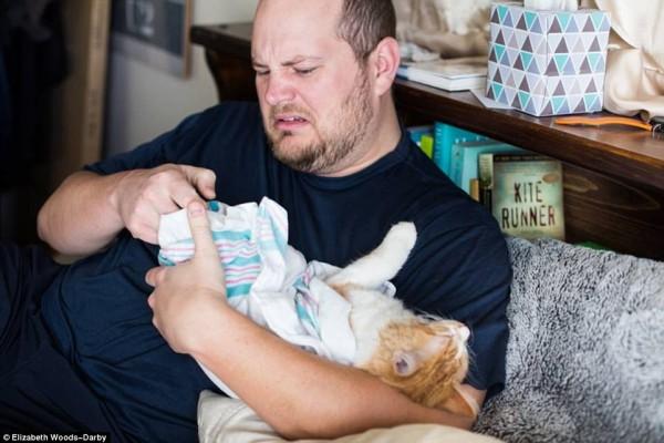 Cặp vợ chồng diễn sâu trong bộ ảnh hạ sinh… mèo khiến dân mạng choáng váng-11