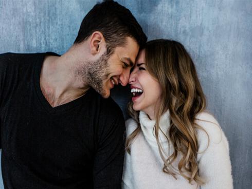 Những lời nói dối vô hại nhưng cực đáng yêu, ông chồng nào cũng nên rót vào tai vợ!