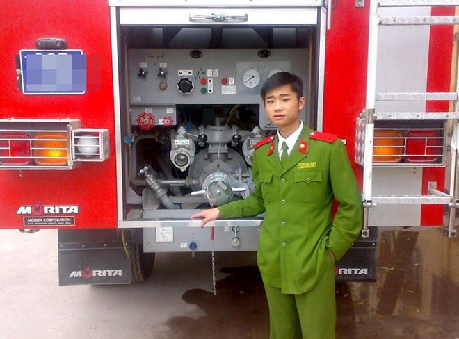 Chàng cảnh sát cứu hỏa bắn rap cực đỉnh khiến dân mạng truy lùng danh tính-2