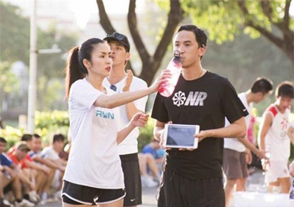 Những khoảnh khắc ngọt ngào của vợ chồng Tăng Thanh Hà khiến triệu cặp tình nhân ngưỡng mộ-5