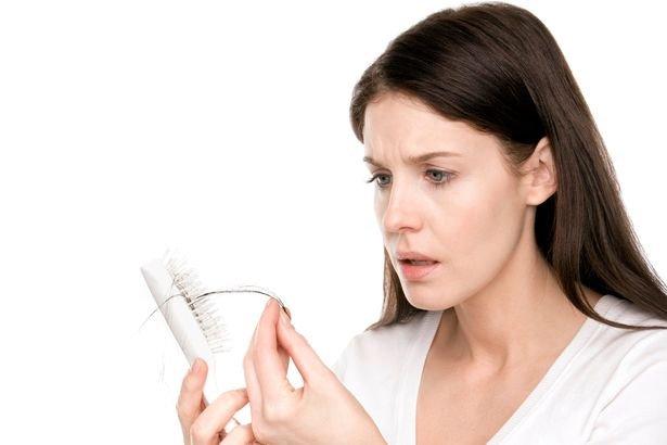 Clip: Tuyệt chiêu trị tóc bạc sớm bằng khế chua vô cùng đơn giản-2