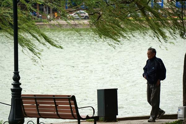 Dự báo thời tiết ngày 18/1: Hà Nội ấm dần, TP HCM có mưa vài nơi-1