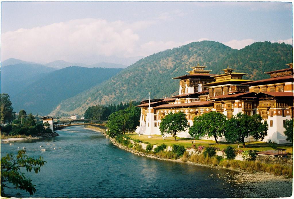 Thước phim tuyệt đẹp về Bhutan qua ống kính của thầy giáo Việt-1