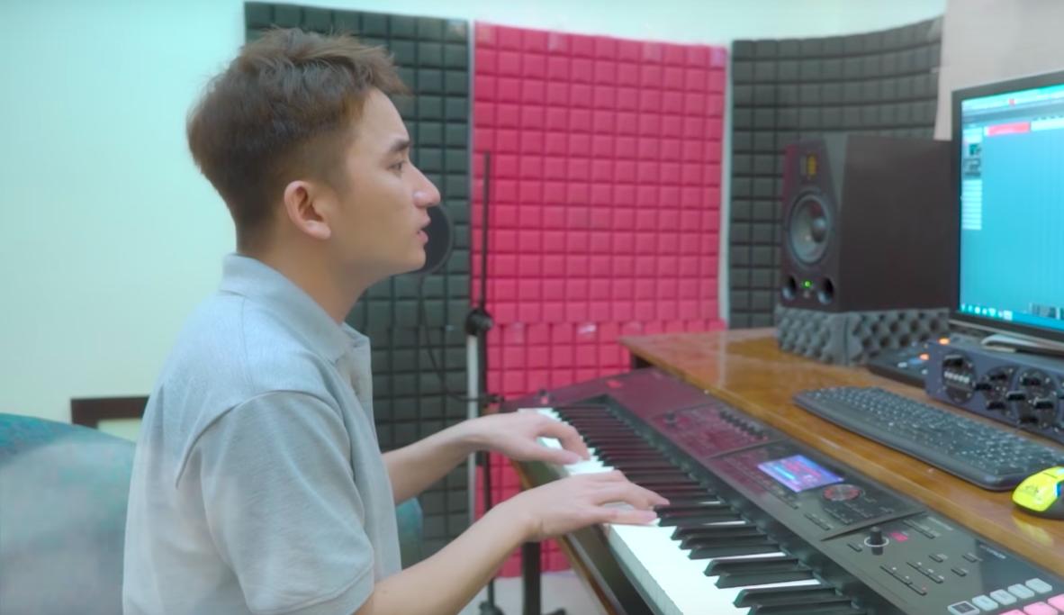 Cuối cùng, Phan Mạnh Quỳnh cũng cover đủ hai ca khúc viết riêng cho Mỹ Tâm trong album vol.9-3