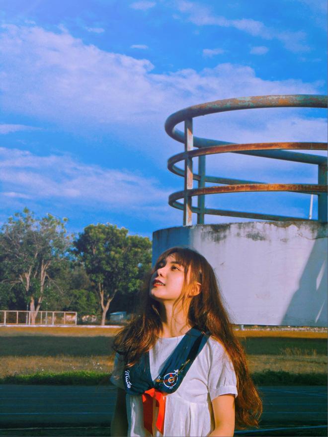 Cận cảnh cô gái xinh đẹp khiến thanh niên loại mình phải nuối tiếc chọn lại ngay lập tức-9